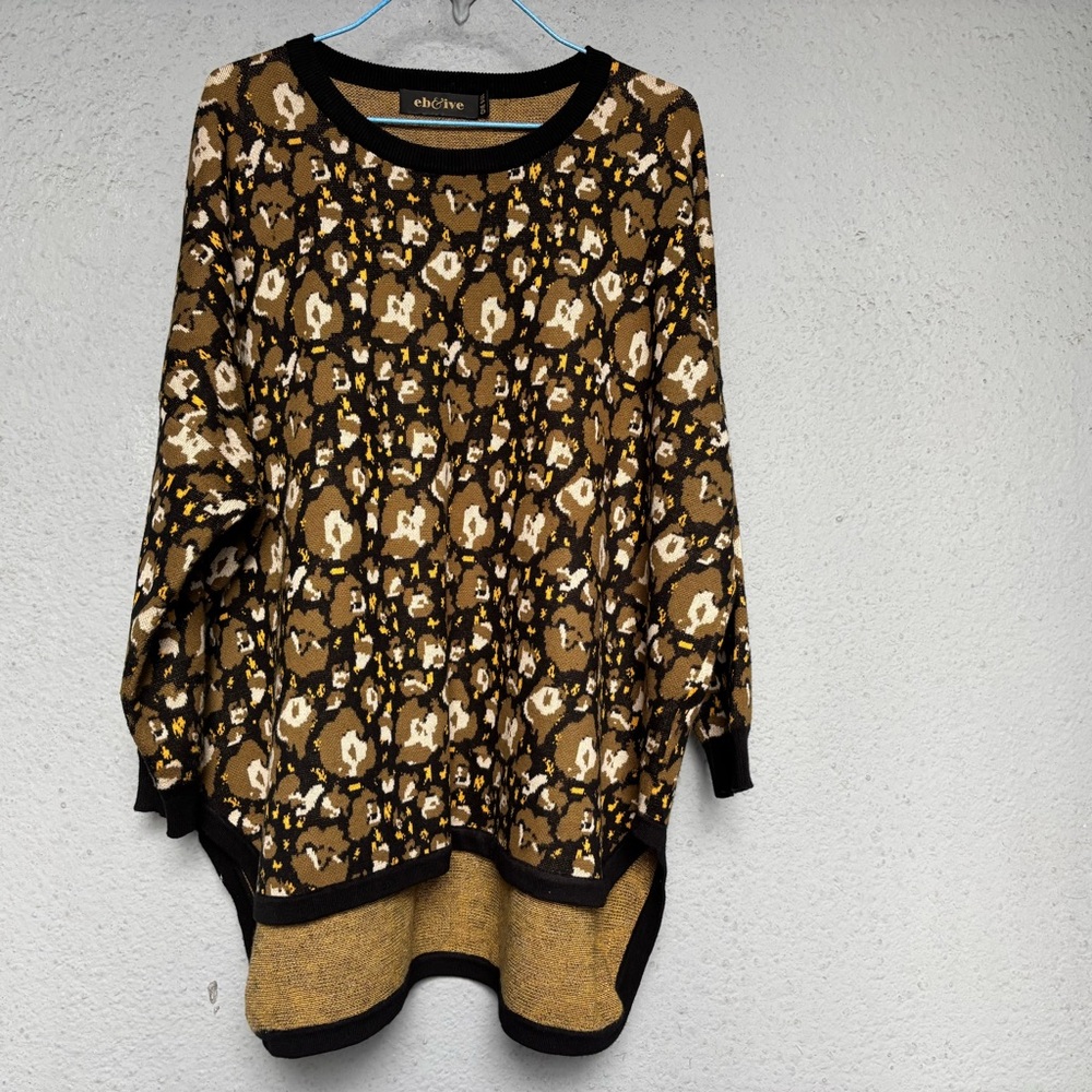 Brown and Black Crew Neck Sweater with Elegant Design
